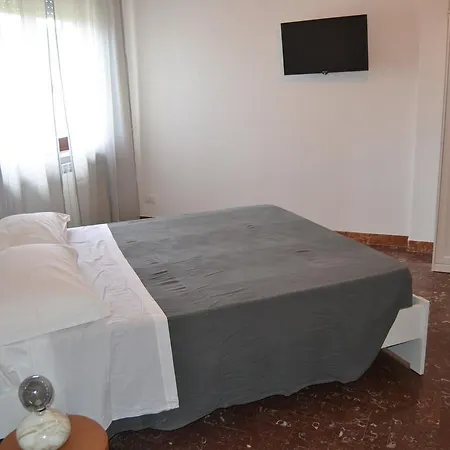 Costa Dei Marmi فندق مبيت وإفطار